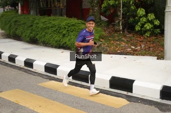 Runner Photo 4257001