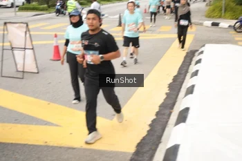 Runner Photo 4257007