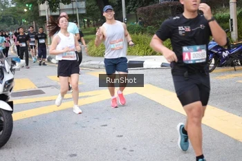 Runner Photo 4257008