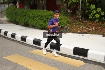 Runner Photo 4257011