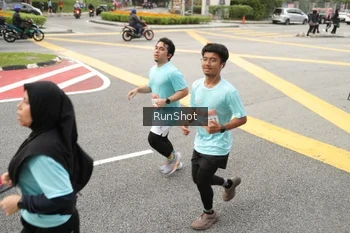 Runner Photo 4257017