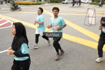 Runner Photo 4257021