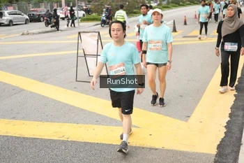 Runner Photo 4257033