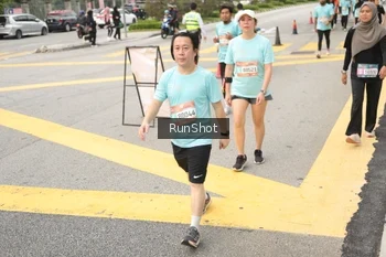 Runner Photo 4257034