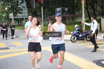 Runner Photo 4257114