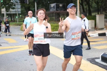 Runner Photo 4257128