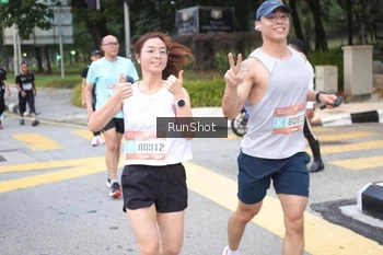 Runner Photo 4257141