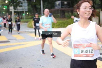 Runner Photo 4257176