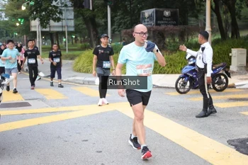 Runner Photo 4257206