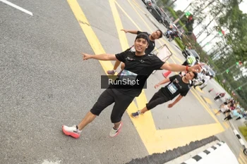 Runner Photo 4257356