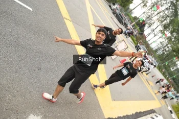 Runner Photo 4257357