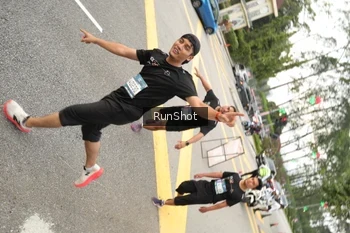Runner Photo 4257367