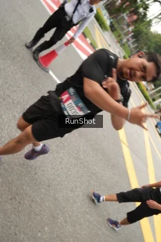 Runner Photo 4257376