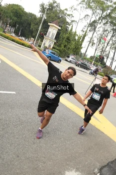 Runner Photo 4257379