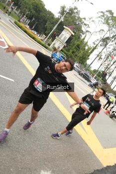 Runner Photo 4257389