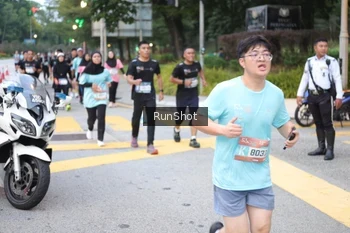 Runner Photo 4257452