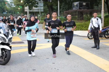 Runner Photo 4257528