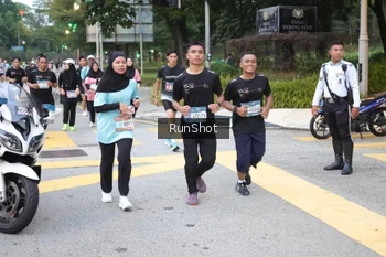 Runner Photo 4257561
