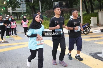 Runner Photo 4257609