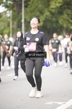 Runner Photo 4257710