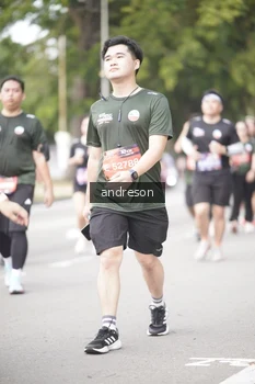 Runner Photo 4257726
