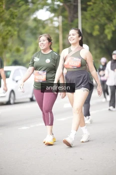 Runner Photo 4257746