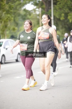 Runner Photo 4257747