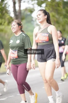 Runner Photo 4257758