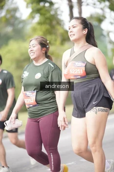 Runner Photo 4257761