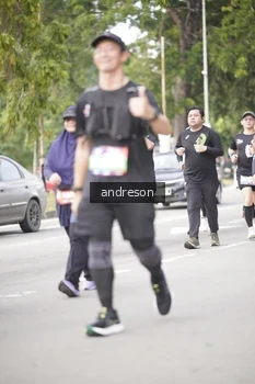 Runner Photo 4257774