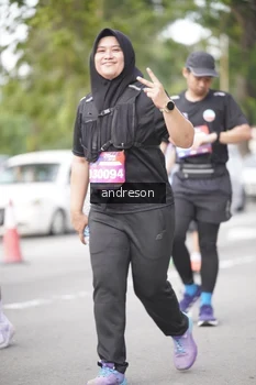 Runner Photo 4257790