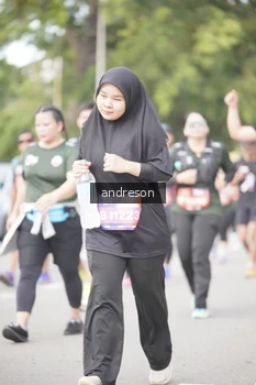 Runner Photo 4257791