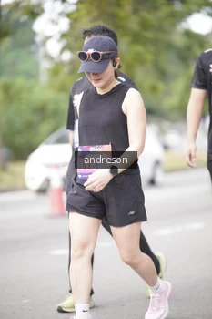 Runner Photo 4257813
