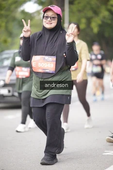 Runner Photo 4257824