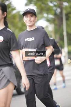Runner Photo 4257830