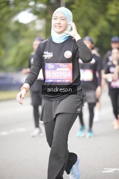 Runner Photo 4257835