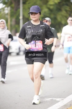 Runner Photo 4257847