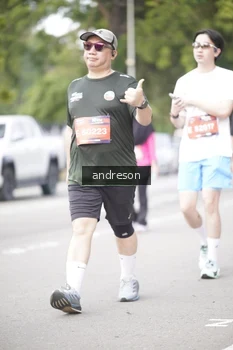 Runner Photo 4257851