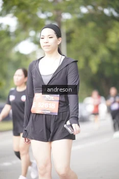 Runner Photo 4257856