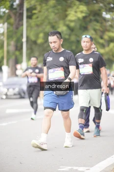 Runner Photo 4257858