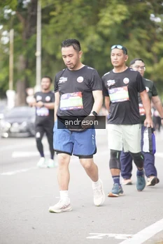 Runner Photo 4257859