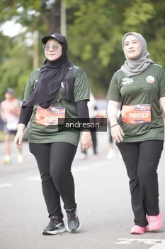 Runner Photo 4257874