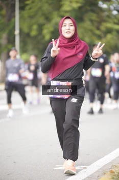 Runner Photo 4257880