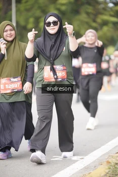 Runner Photo 4257898