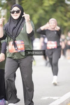 Runner Photo 4257900