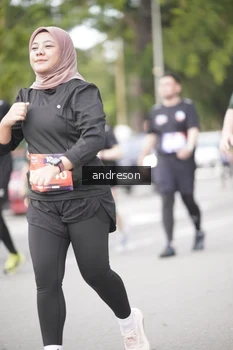 Runner Photo 4257908