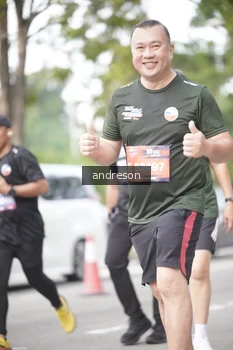 Runner Photo 4257925