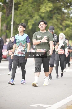 Runner Photo 4257955