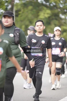 Runner Photo 4257995
