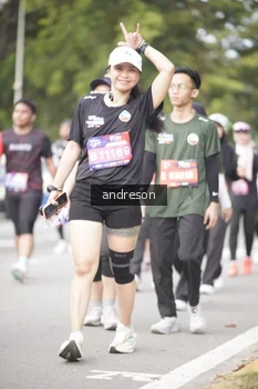 Runner Photo 4257998